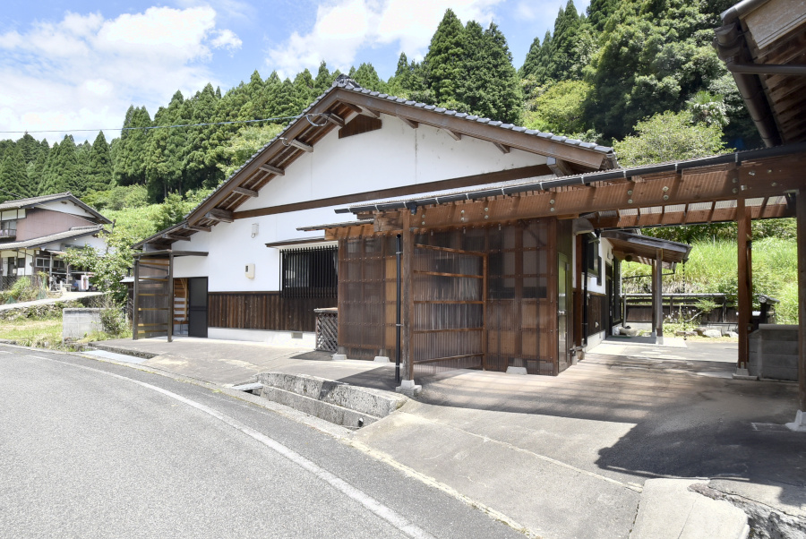 「西粟倉村 人気の平家建日本家屋♪近くには道の駅や温泉がありますよ☆」のメイン画像