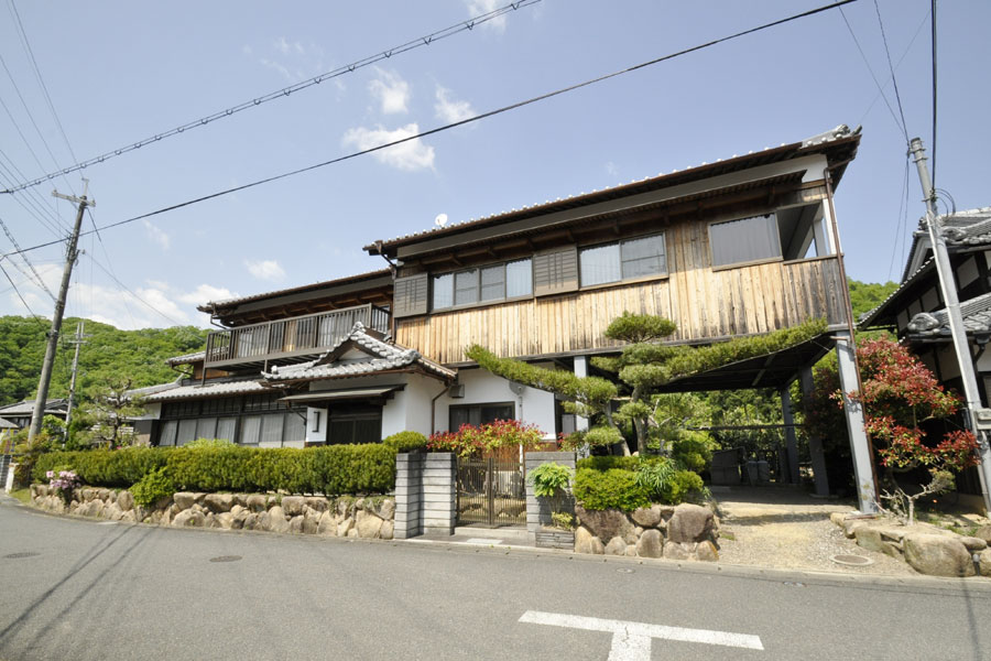「上郡町 コンビニ・病院が徒歩圏内♪日当たり良好な9DKの日本家屋です☆」のメイン画像