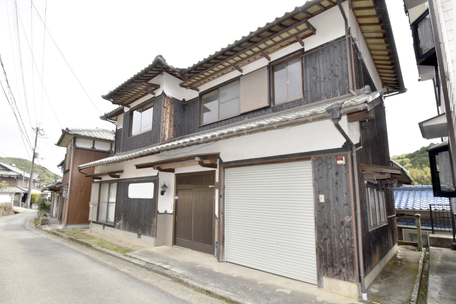 「相生市 のどかな集落に建つ7DKの日本家屋で田舎暮らしを始めませんか☆」のメイン画像