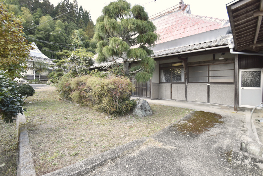 「地続きの畑付き！相生市の古民家物件」のメイン画像