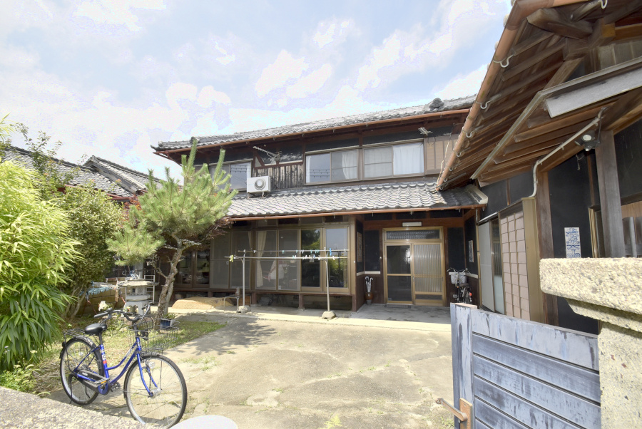 「広々日本家屋☆のどかな環境で田舎暮らしを♪!たつの市神岡町の間取り10DK物件」のメイン画像