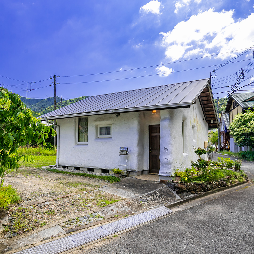 「エコで住み心地抜群のストローベイルハウス!広川町上津木の物件」のメイン画像