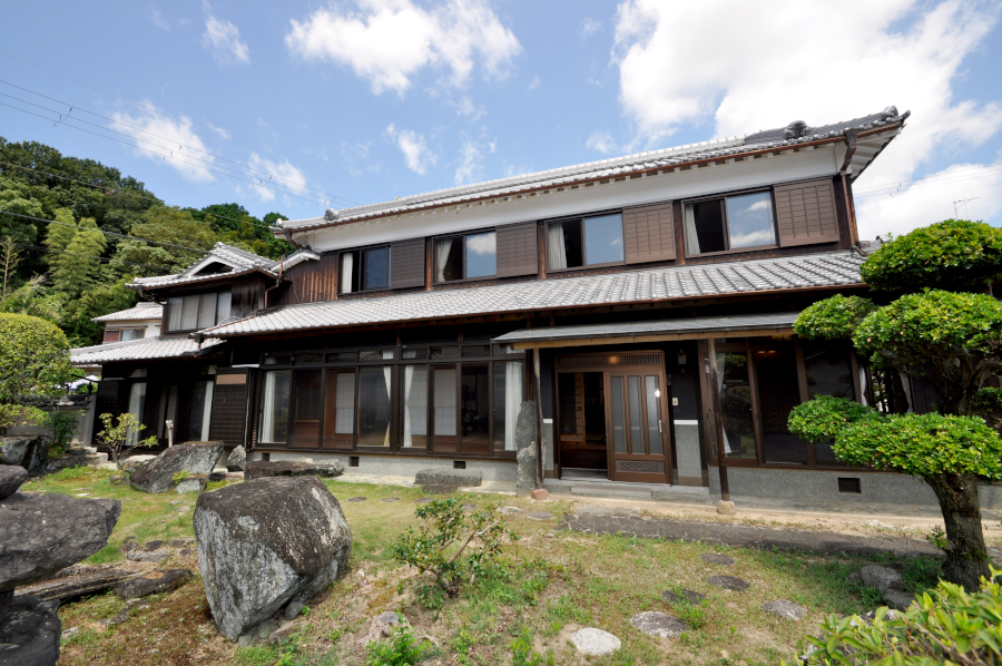 「優雅な田舎暮らしを楽しめる加西市の和風庭園物件」のメイン画像