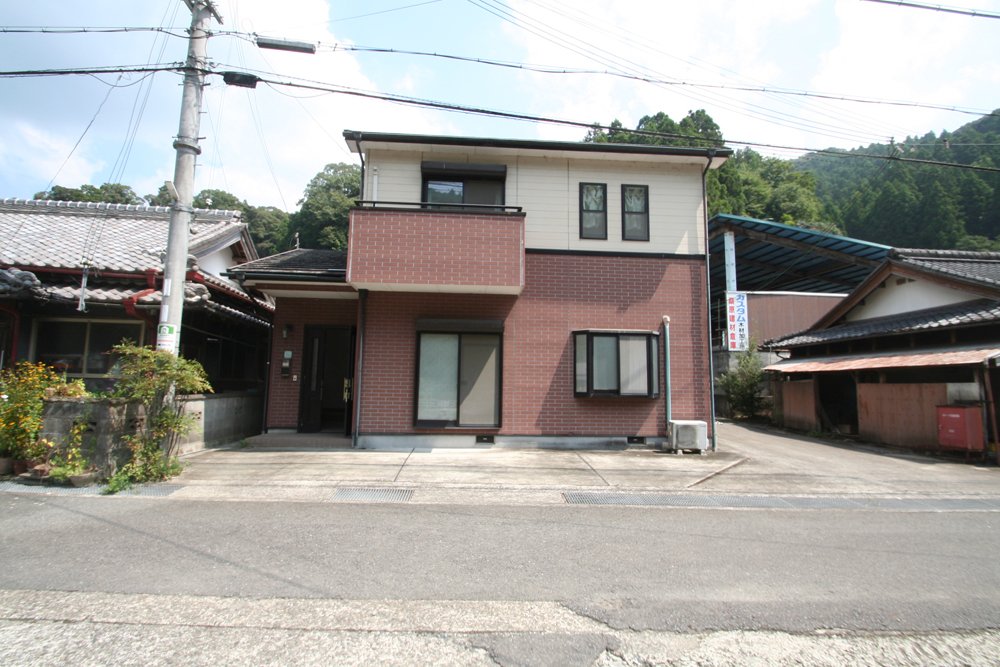 「釣り・川遊びの拠点に！有田川町二川の木造２階建て4LDK物件」のメイン画像