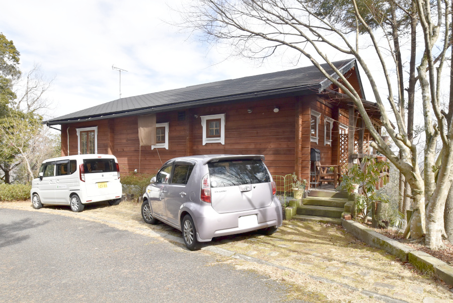 「朝日が気持ちいい！上郡町播磨自然高原D地区のログハウス物件」のメイン画像