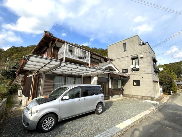 「家庭菜園と果樹が楽しめる！丹波市市島町白毫寺のオール電化3階建住宅物件」のメイン画像