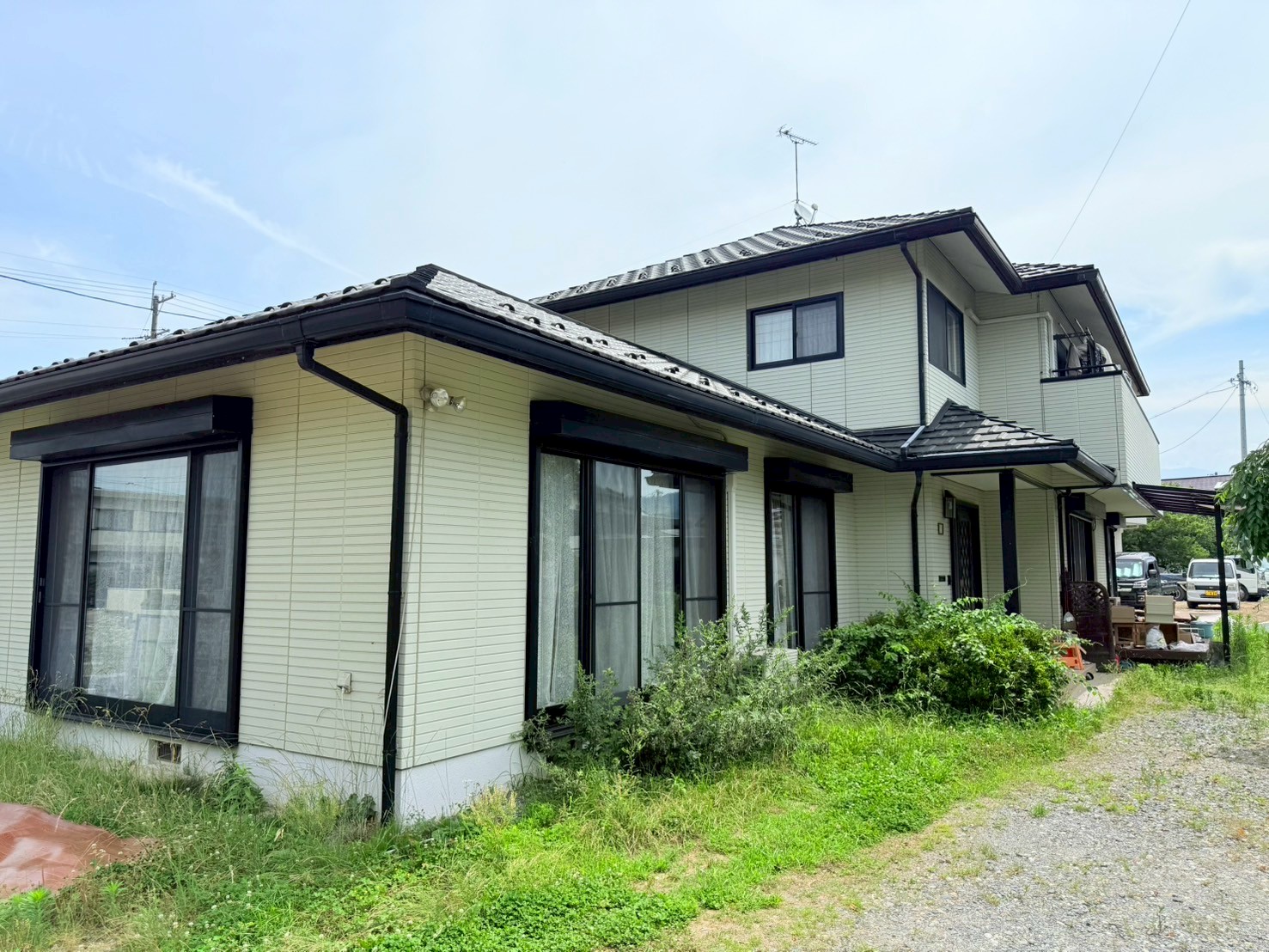 「駐車場スペース広々！大家族や二世帯住宅にぴったりの間取り！」のメイン画像