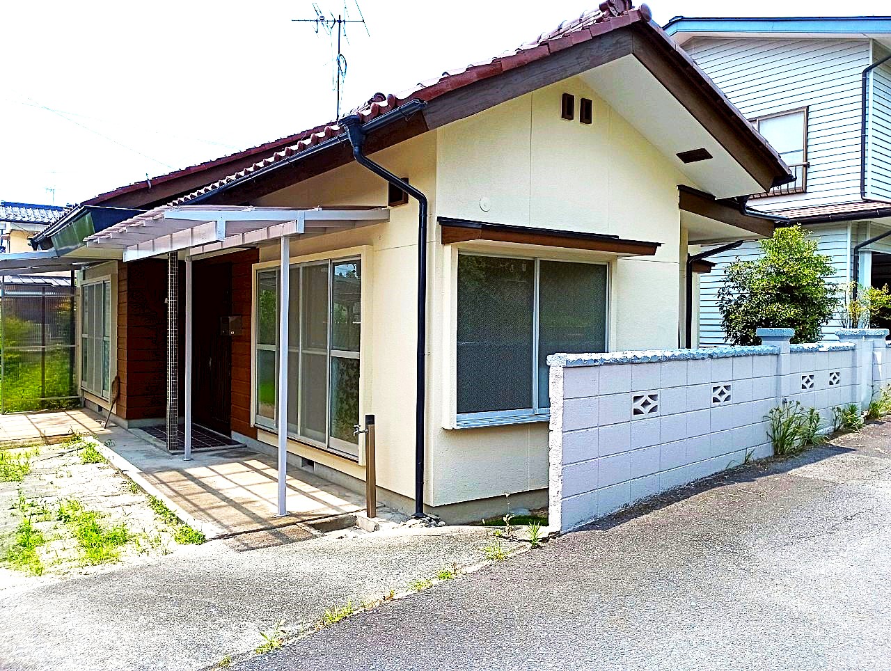 「日当たり良好、静かな住宅街に位置する、平屋戸建住宅」のメイン画像