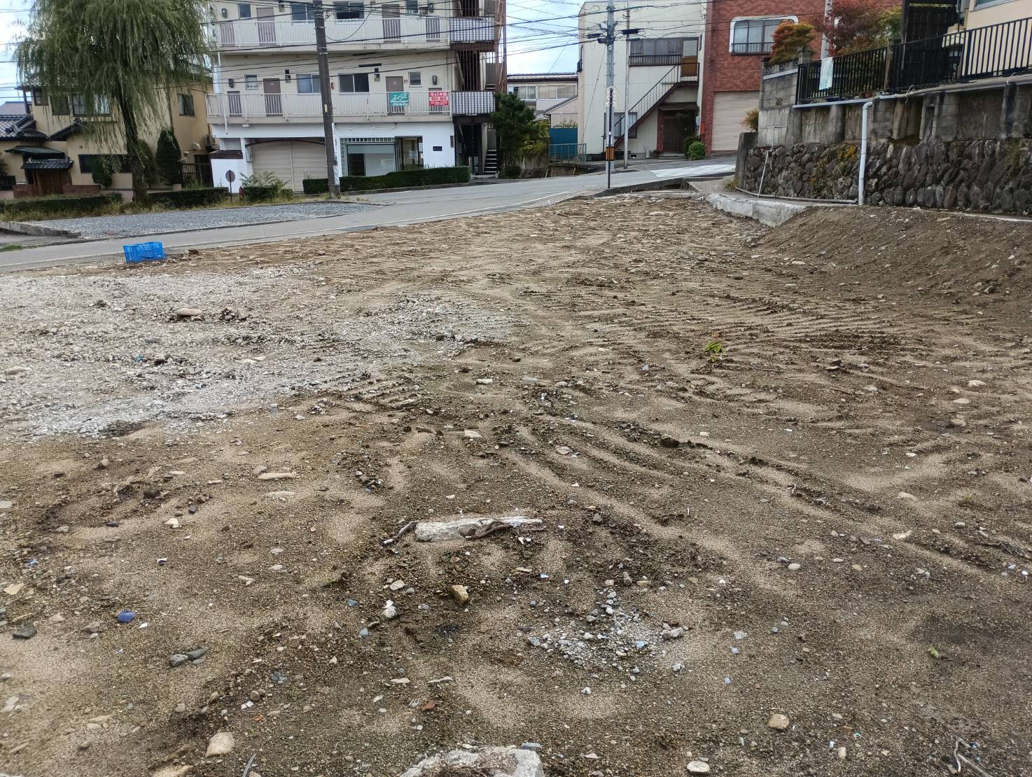 「浜井場小学校まで徒歩約6分！通学も安心です！」のメイン画像