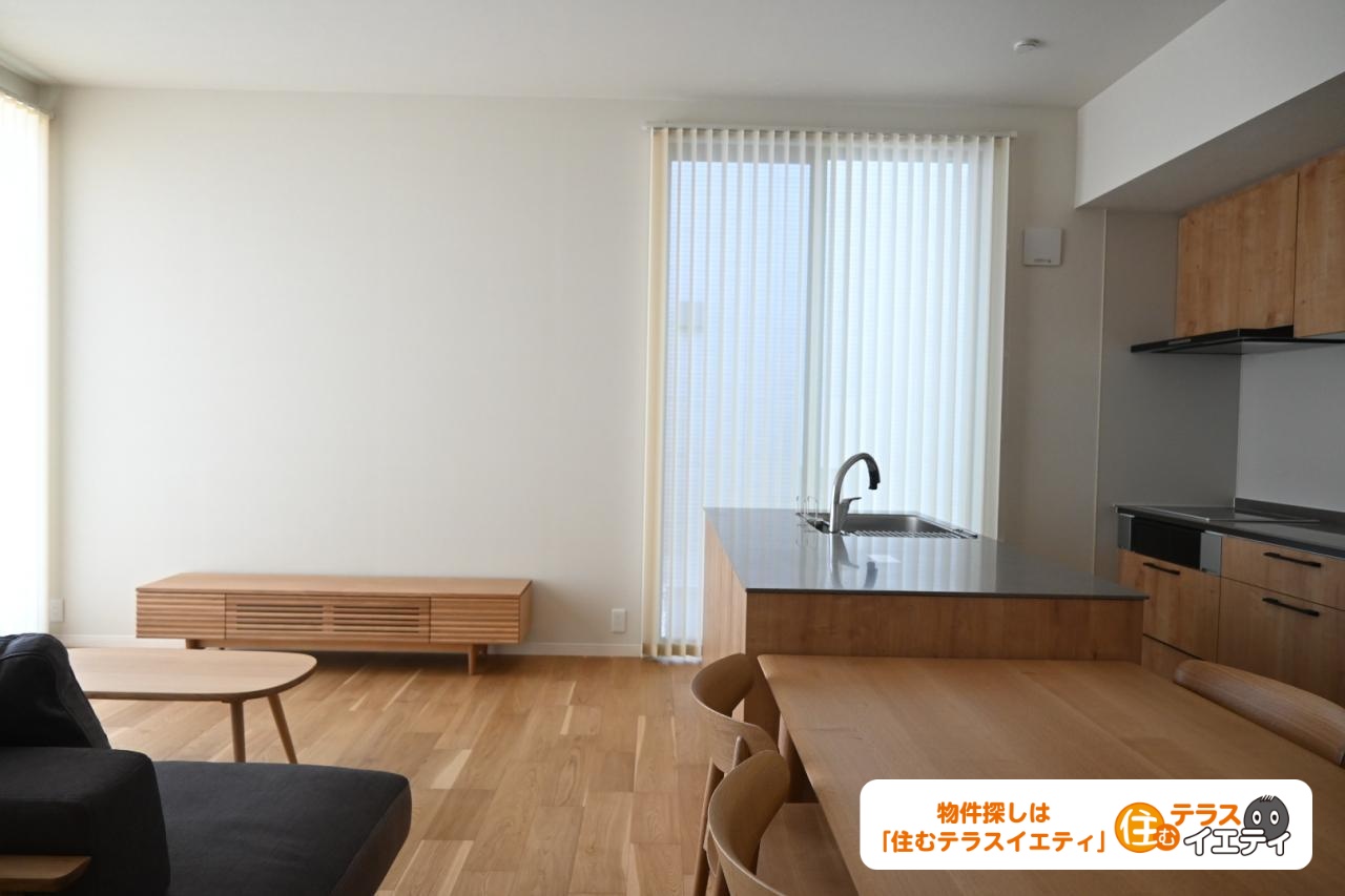 「開放的な高天井設計！防府市大字仁井令字西中みとろの新築建売住宅物件」のメイン画像
