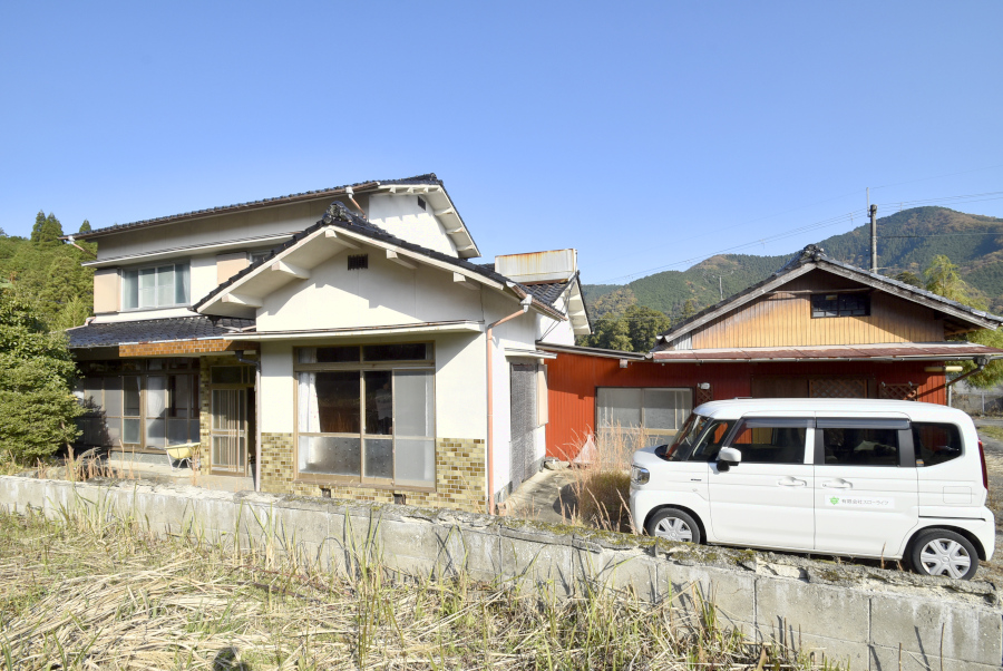 「地続きの畑で田舎暮らし！宍粟市山崎町の日本家屋物件」のメイン画像