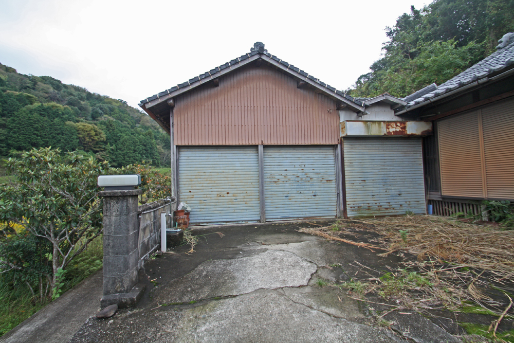 長閑な田園風景田付き！海南市原野の物件の画像2