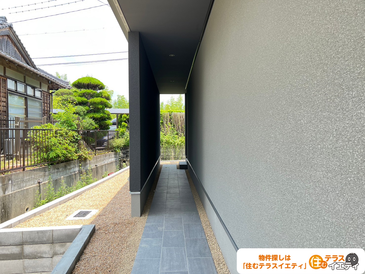 リビング広々23.8帖！山口市維新公園2丁目4044番1の中古住宅物件の画像3