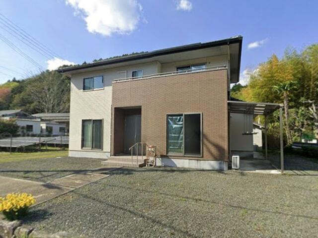 太陽光パネル搭載の広々メーターモジュール住宅！丹波市山南町小野尻の物件の画像3