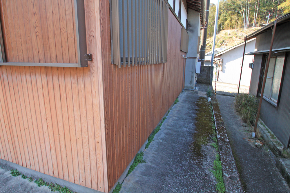 田んぼと賃貸住宅付き！海南市重根の物件の画像2