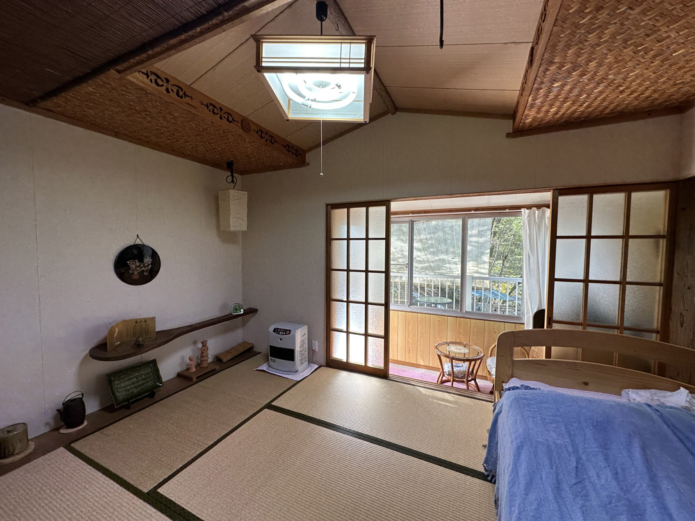 山の静けさと高原を満喫できる、かわいいガーデンハウス！有田川町中の物件の画像3