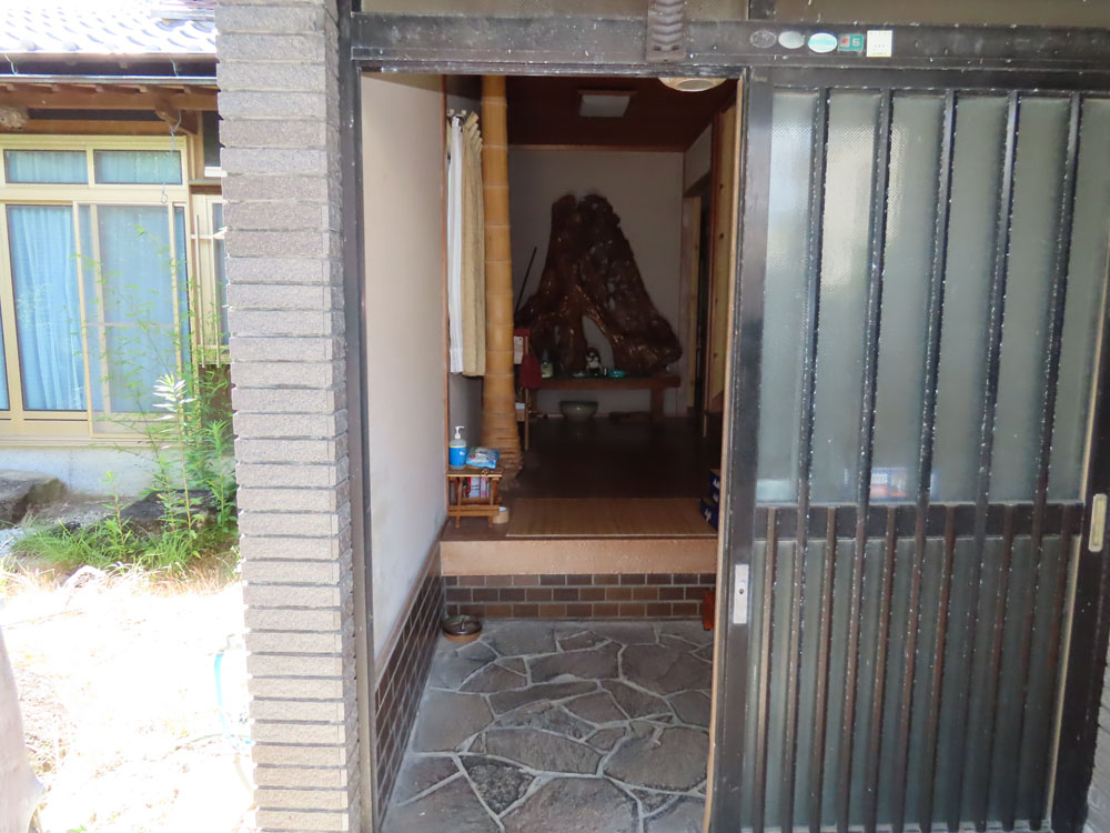 閑静な住宅街の8LDK！みなべ町芝の木造住宅物件の画像3