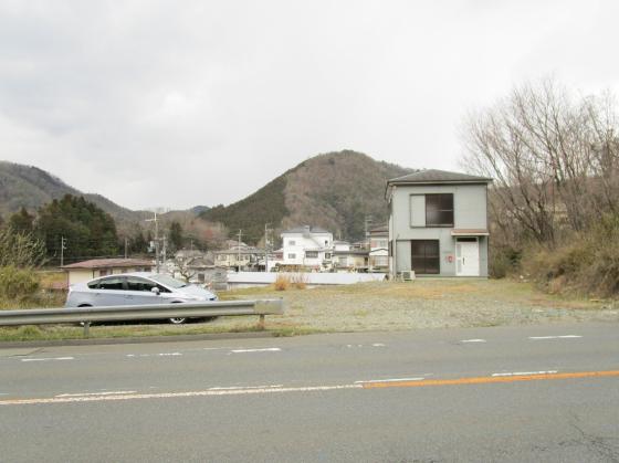 国道173号線に面す、大型車入出庫可能な倉庫付き土地です、新名神川西ICまで車で20分の好アクセス、実測約380平米です。の画像4