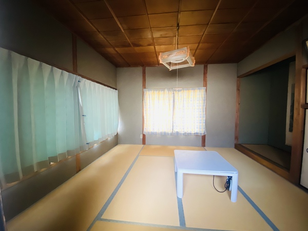 上郷小学校まで徒歩約10分、高陵中学校まで徒歩11分！の画像4