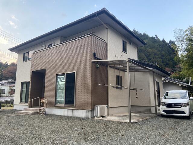 太陽光パネル搭載の広々メーターモジュール住宅！丹波市山南町小野尻の物件の画像4