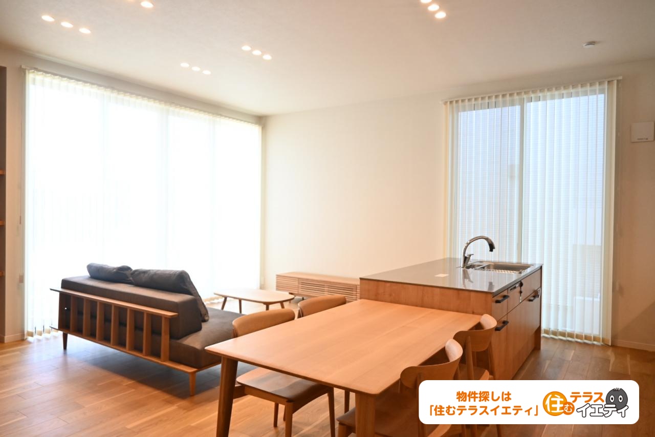 開放的な高天井設計！防府市大字仁井令字西中みとろの新築建売住宅物件の画像5