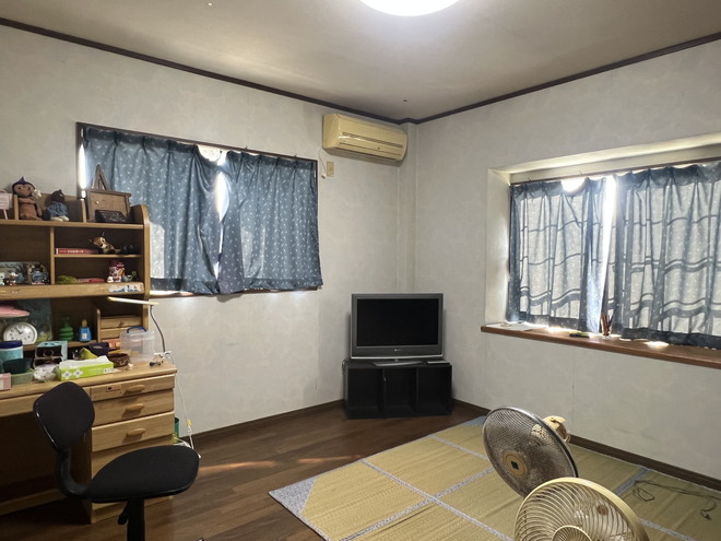 買い物に便利なスーパーまで2分！志摩市大王町波切の戸建物件の画像5
