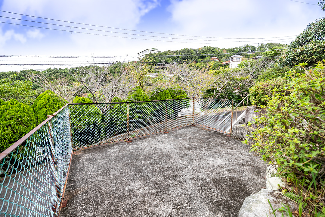 和歌山県南紀白浜　平草原台に建つ海の見える中古別荘のサムネイル画像5
