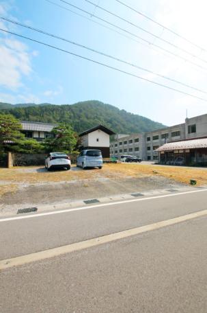オーダーメイドの信楽焼き風呂が魅力！滋賀県長浜市野瀬町の日本家屋物件の画像6