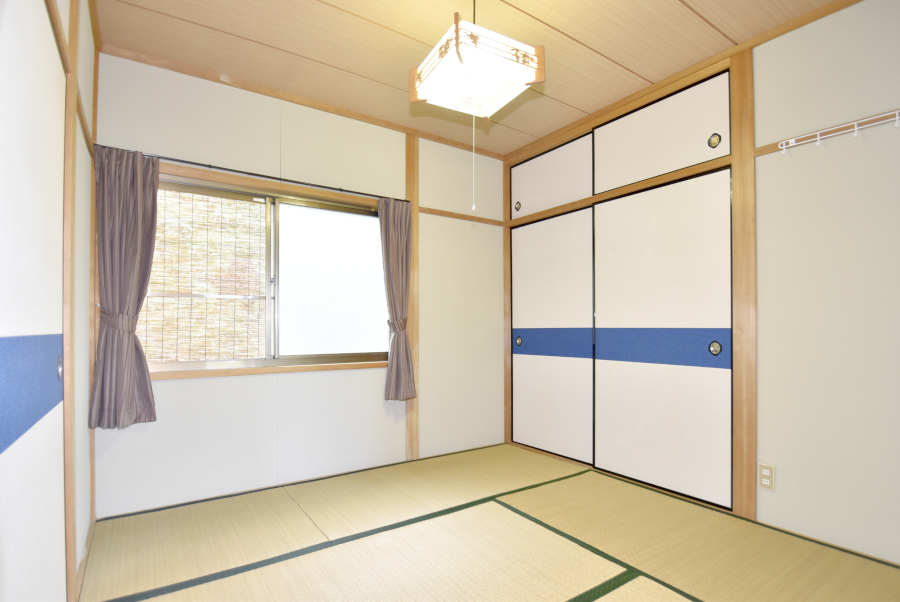 山の景色を楽しめるウッドデッキ付き！上郡町播磨自然高原の平家建別荘物件の画像6