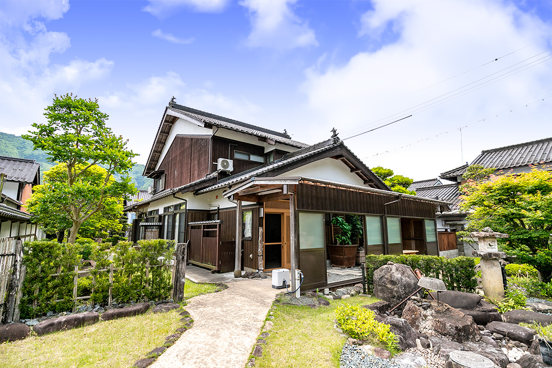 兵庫県朝来市新井　315坪の敷地に美しい和風庭園を擁する日本邸宅の画像7