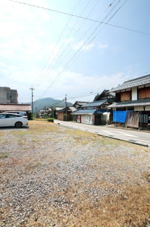 オーダーメイドの信楽焼き風呂が魅力！滋賀県長浜市野瀬町の日本家屋物件の画像8