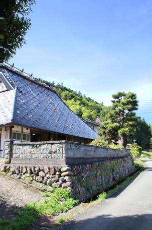 入母屋合掌造りの風情ある屋根！京丹波町篠原の古民家物件の画像8