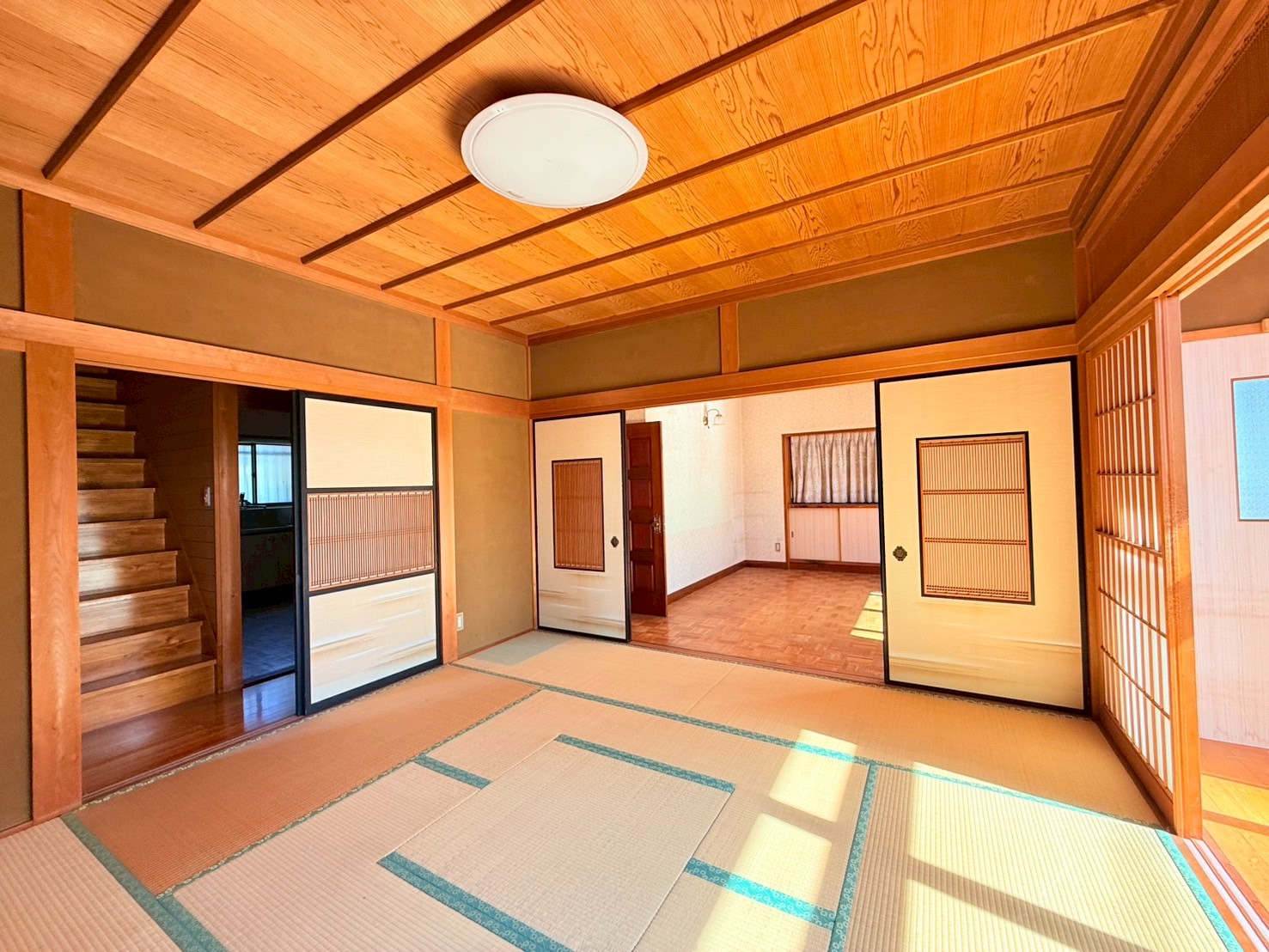 追焚付のお風呂で便利！陽当たりのよい南向き！の画像8