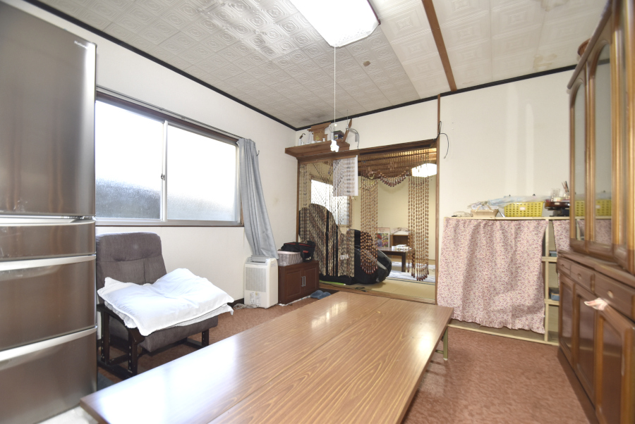 駐車4台可能！佐用町の5DK物件の画像8