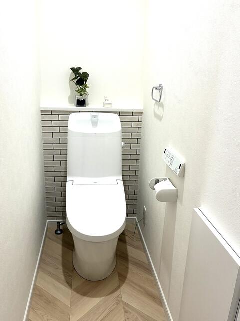 開放感のある吹抜けのリビング！丹波篠山市住吉台の2階建物件の画像9
