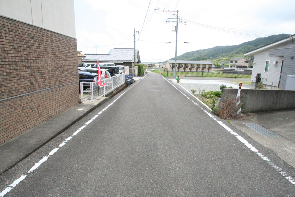 釣り場近くで自然満喫！日高町小中の平屋物件の画像10