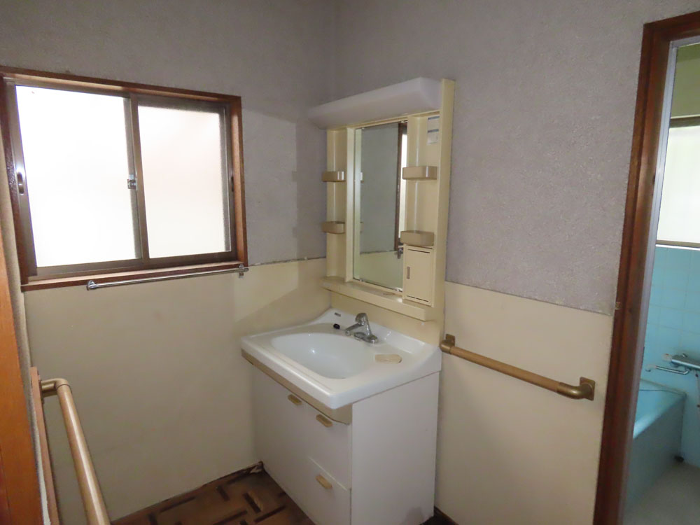 用途多彩な離れ付き平屋！上富田町市ノ瀬の物件の画像10