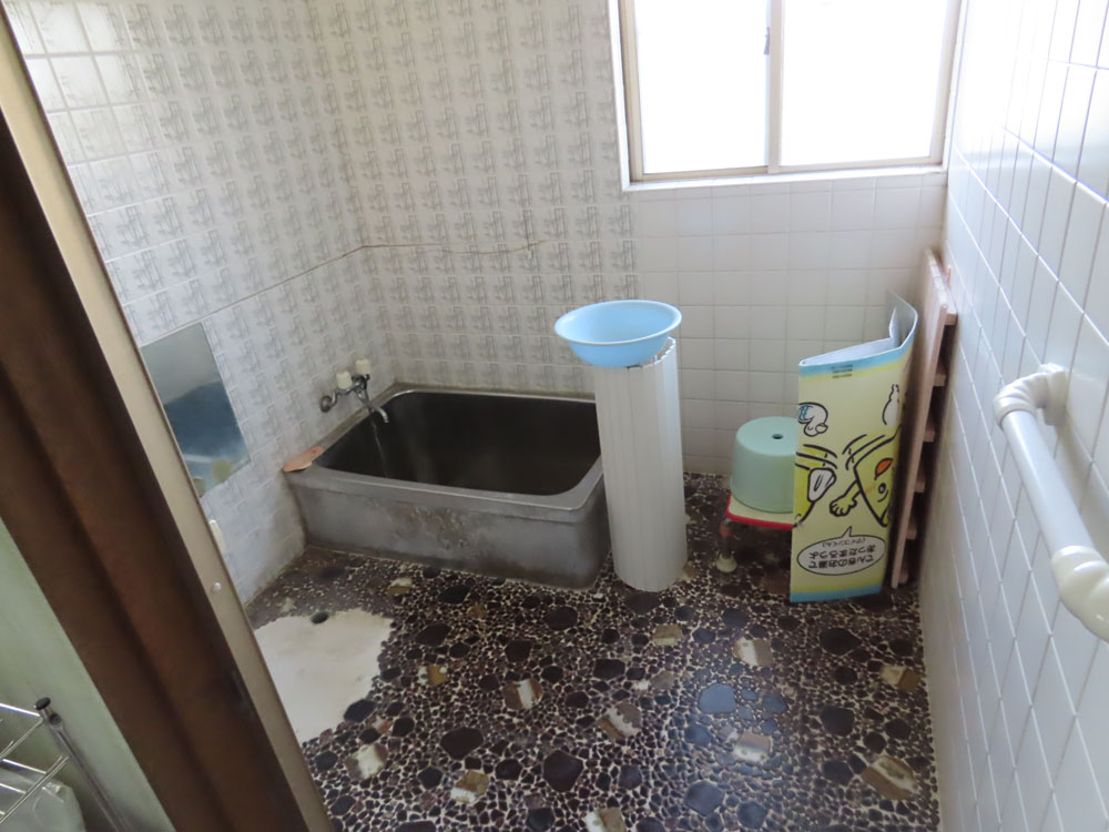 閑静な住宅街の8LDK！みなべ町芝の木造住宅物件の画像11