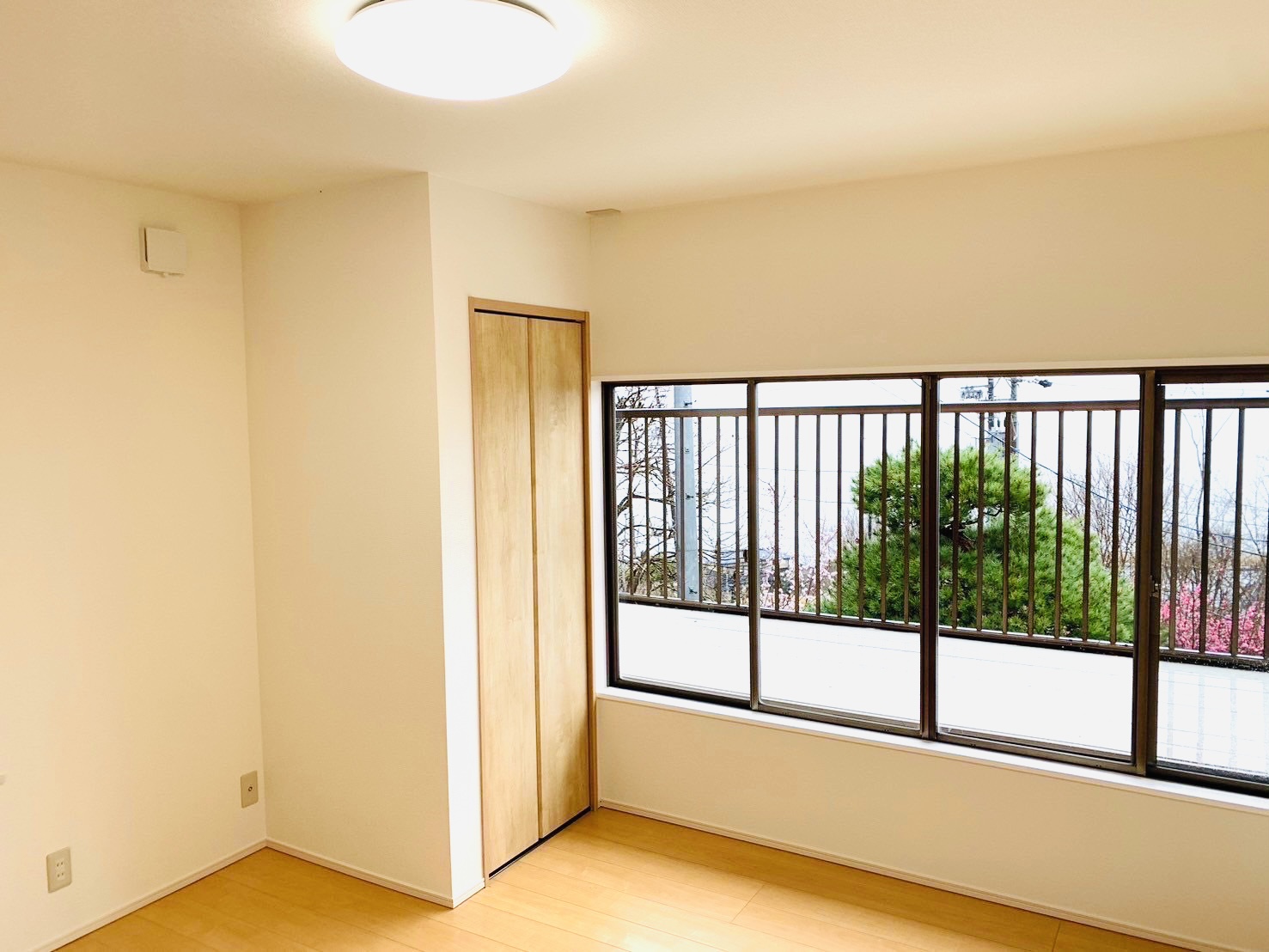 諏訪湖を眺められる別荘地★リノベーション物件★水まわりは新品！の画像12