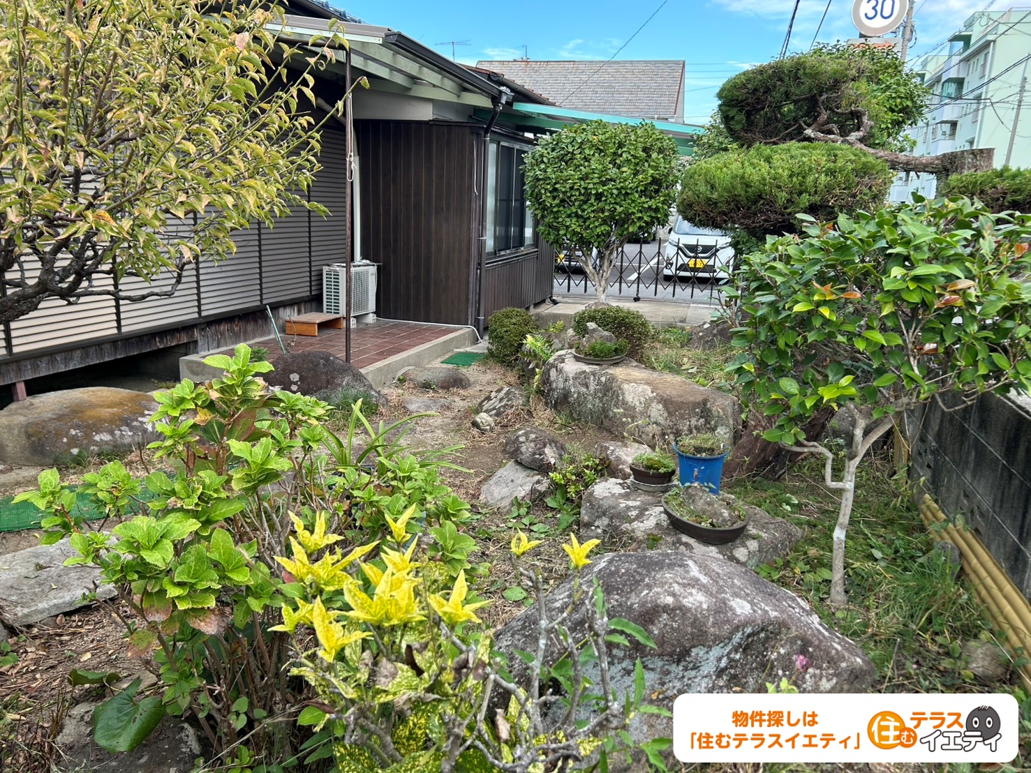 静かな住宅街で便利！山口市泉町8-19の中古住宅物件の画像12