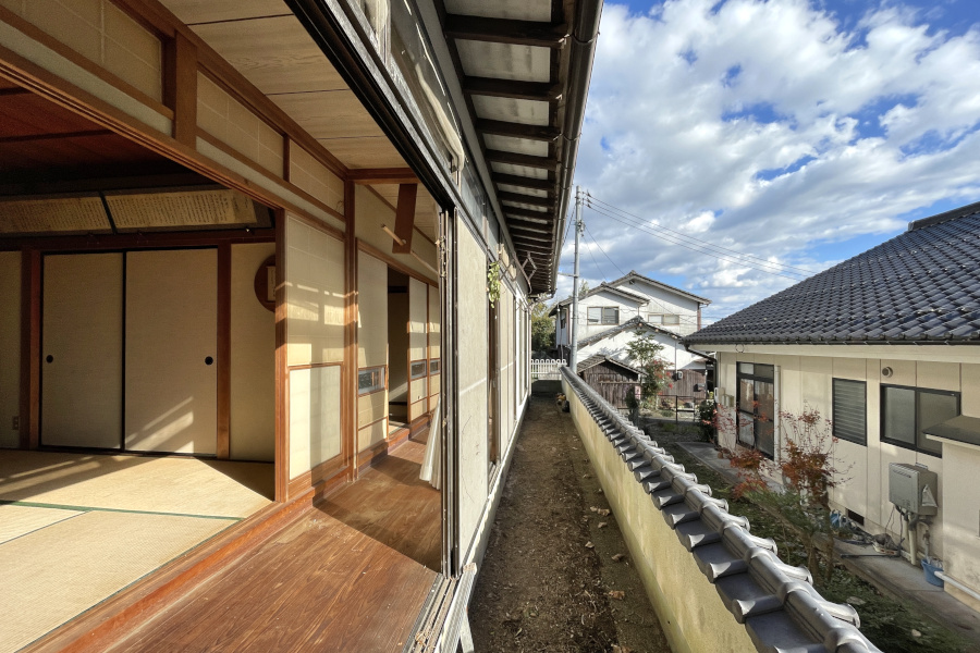 国宝松江城近くの庭付き縁側！松江市奥谷町の中古住宅物件の画像11