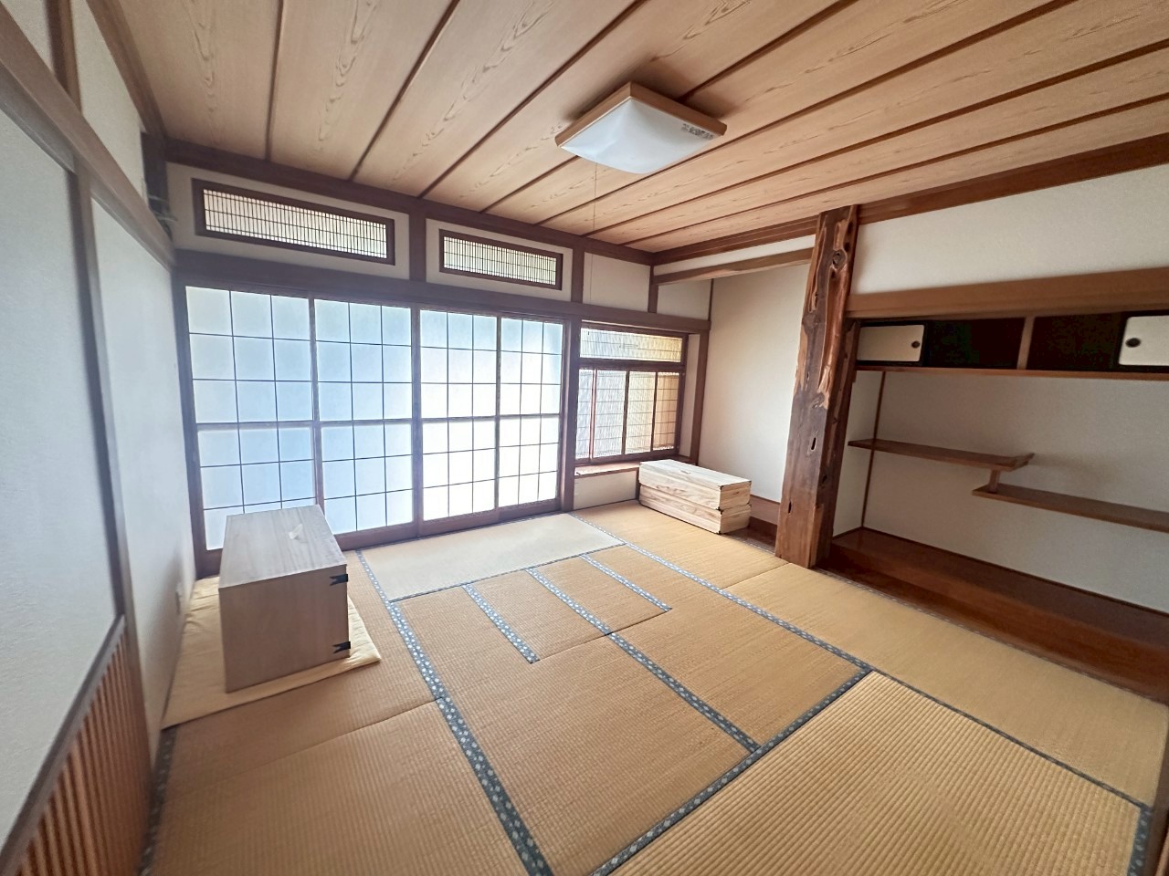 宿泊施設にもカフェにも使える中古住宅！の画像13