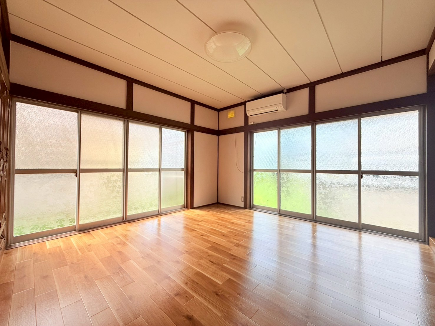 日当たり良好、静かな住宅街に位置する、平屋戸建住宅の画像15