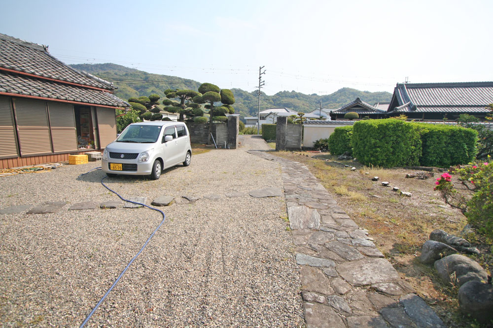 果樹いっぱいの古民家！紀の川市竹房の物件の画像15