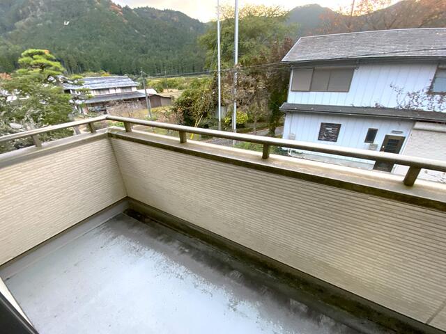 太陽光パネル搭載の広々メーターモジュール住宅！丹波市山南町小野尻の物件の画像16
