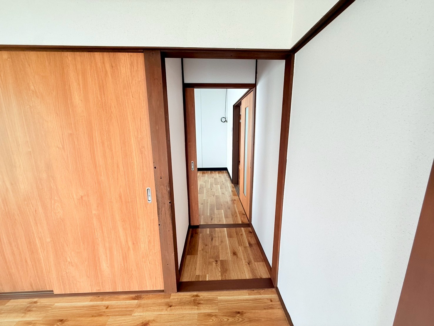 日当たり良好、静かな住宅街に位置する、平屋戸建住宅の画像17